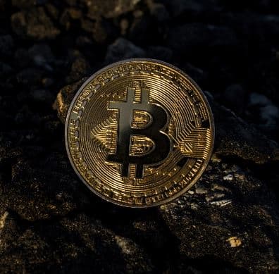 Bitcoin stakes a claim on $48,000 as new support lines are tested